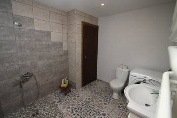 Фото номера Апартаменты с 2 спальнями Апартаменты Lakefront house in Senoji Varėna г. Варена 9